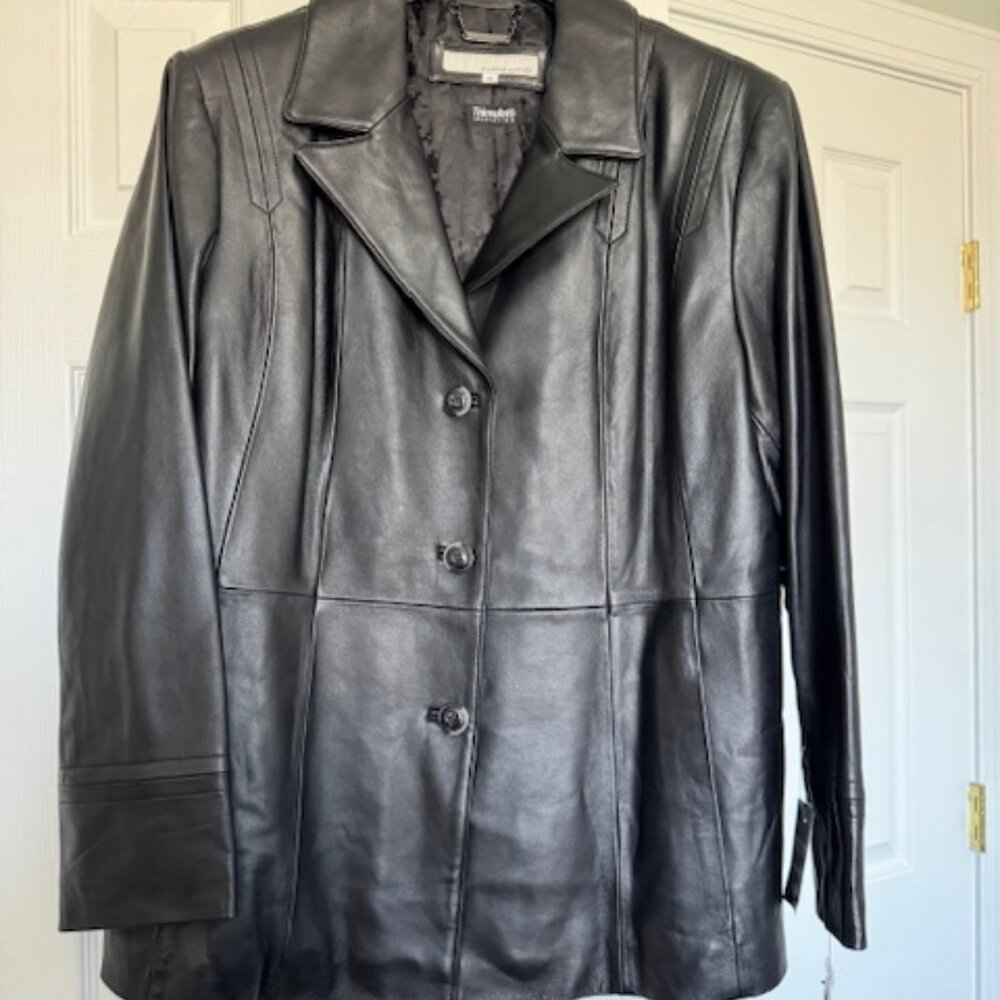 Woman's Leather Coat - Size 3X  NEW/NEVER WORN